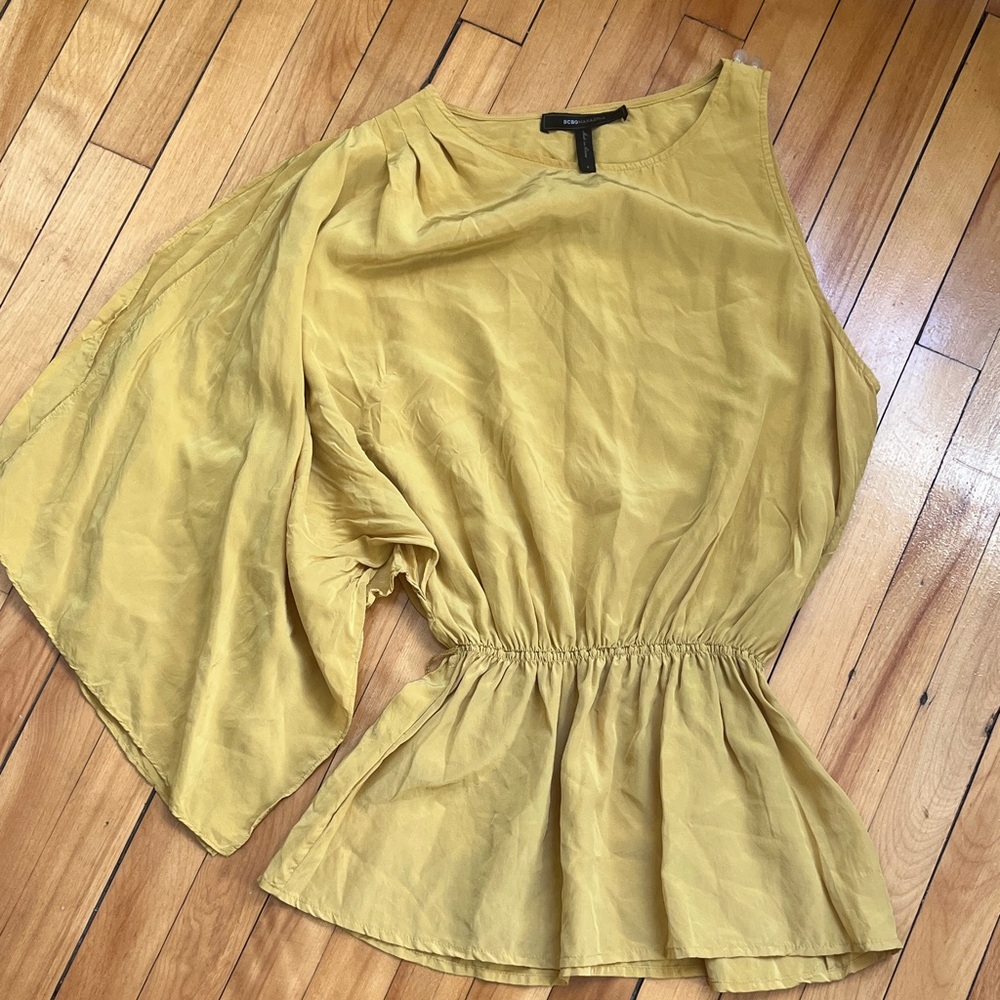 BCBGMaxAzria Mustard One-Shoulder Blouse